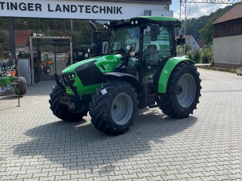 Traktor van het type Deutz-Fahr 5100, Neumaschine in Treuchtlingen