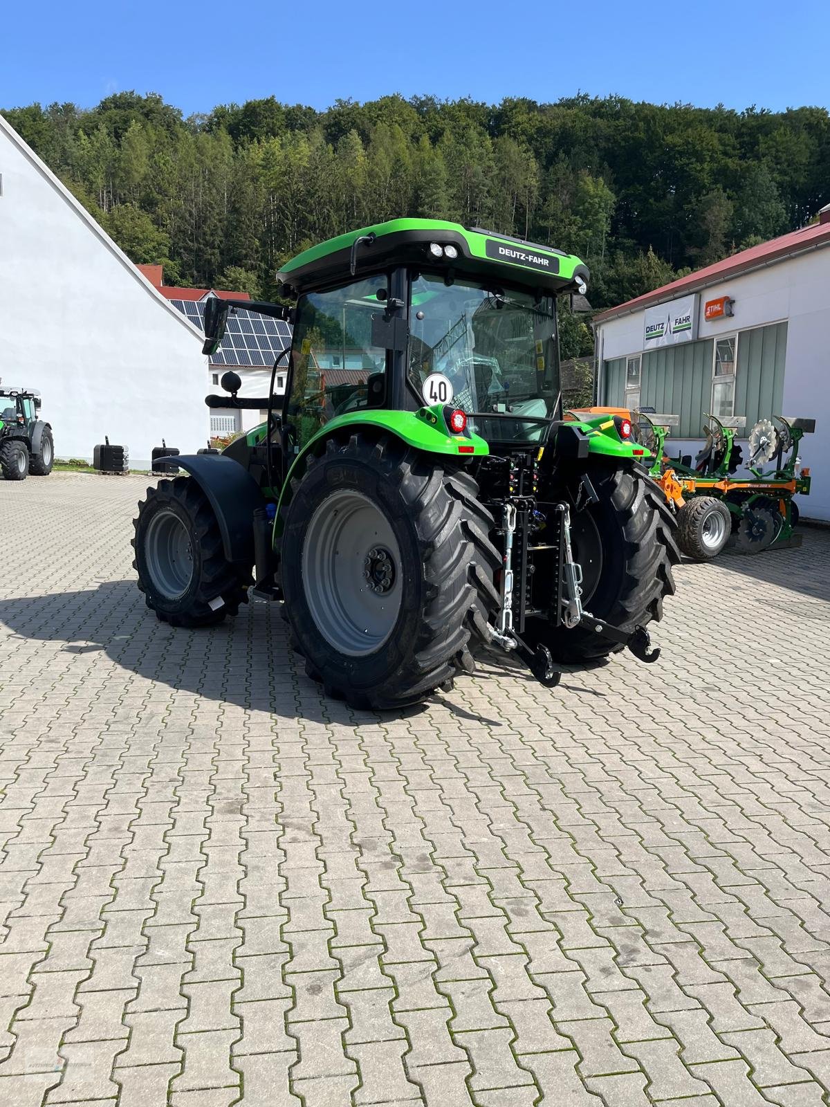 Traktor του τύπου Deutz-Fahr 5100, Neumaschine σε Treuchtlingen (Φωτογραφία 9)