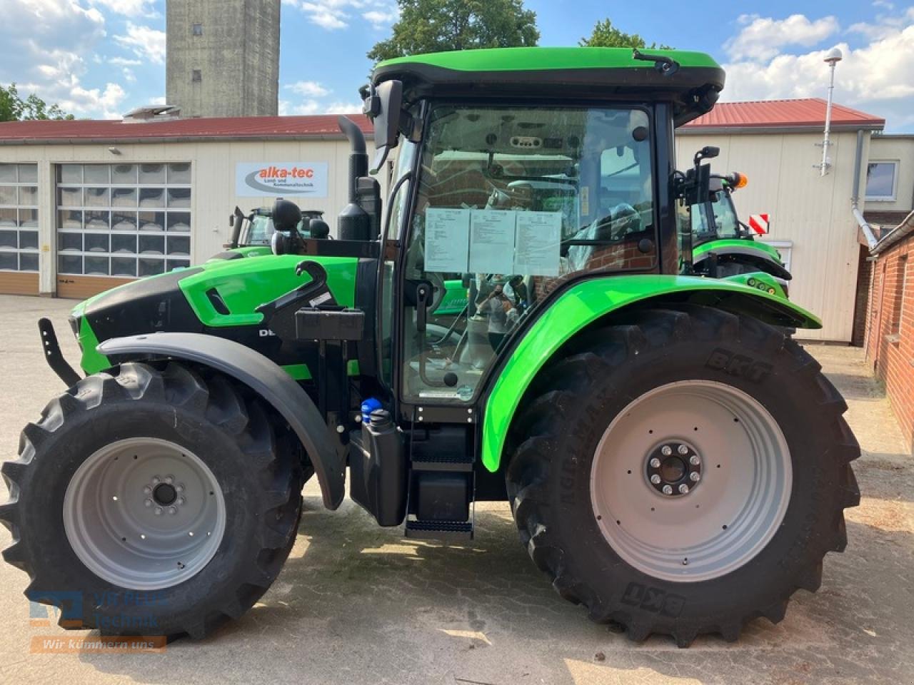 Traktor des Typs Deutz-Fahr 5100G INKL FRONTLADER, Gebrauchtmaschine in Osterburg (Bild 2)