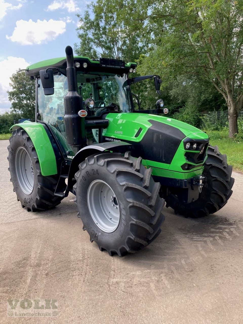 Traktor des Typs Deutz-Fahr 5105 GS, Neumaschine in Friedberg-Derching (Bild 3)