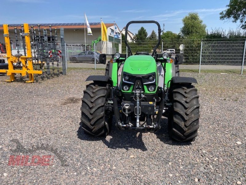 Traktor of the type Deutz-Fahr 5105 TB GS, Neumaschine in Elsteraue-Bornitz (Picture 2)