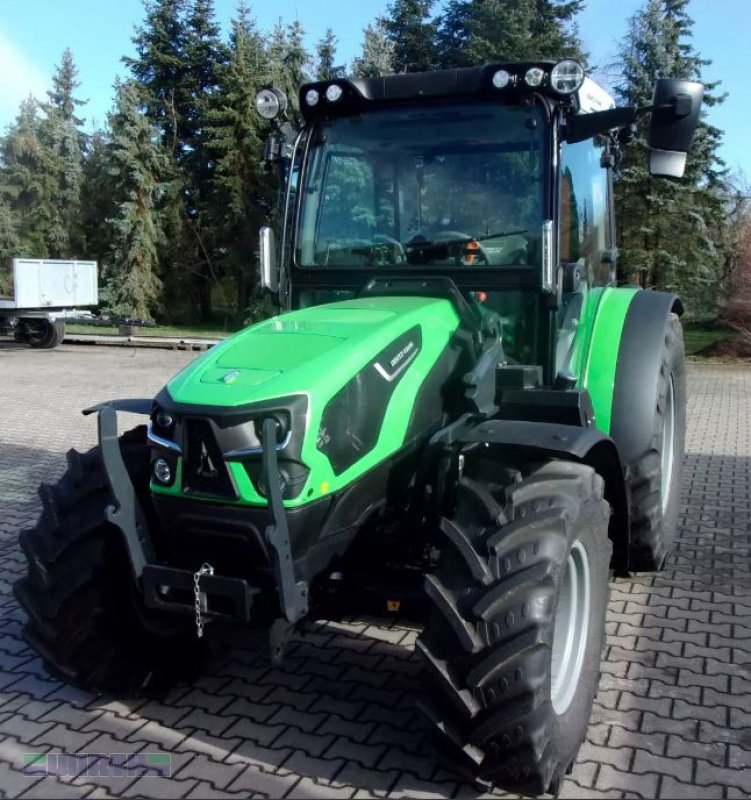 Traktor of the type Deutz-Fahr 5105 TTV stufenloser Kompaktschlepper, Neumaschine in Buchdorf (Picture 3)