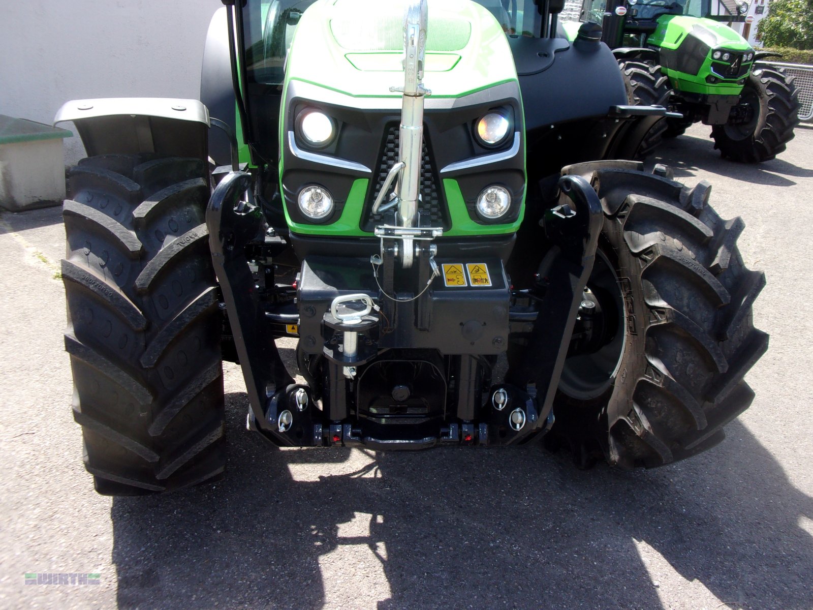 Traktor van het type Deutz-Fahr 5105 TTV stufenloser Kompaktschlepper, Neumaschine in Buchdorf (Foto 8)