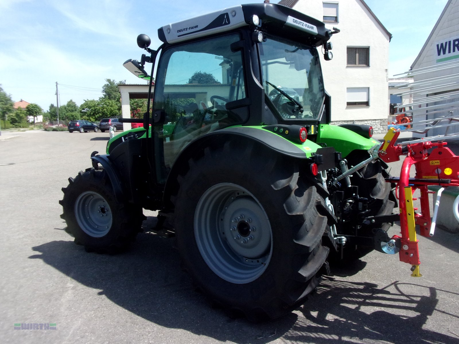 Traktor van het type Deutz-Fahr 5105 TTV stufenloser Kompaktschlepper, Neumaschine in Buchdorf (Foto 9)