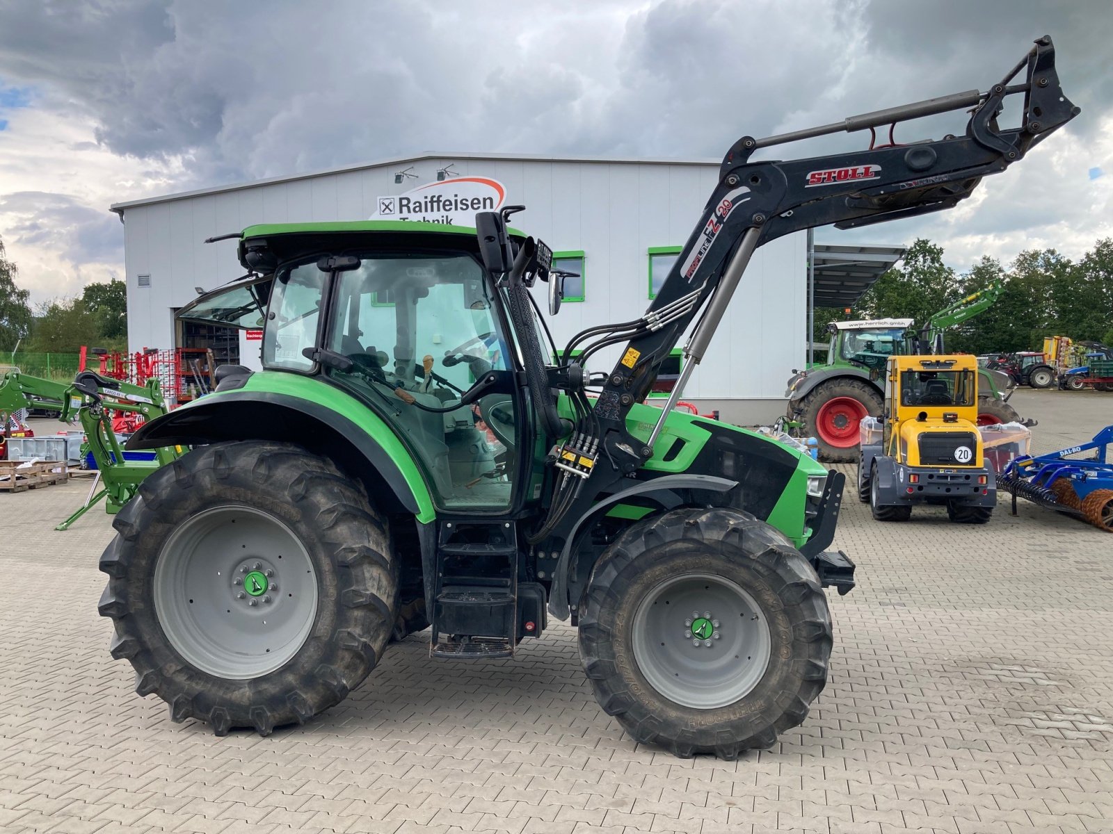 Traktor typu Deutz-Fahr 5110P, Gebrauchtmaschine w Petersberg (Zdjęcie 3)