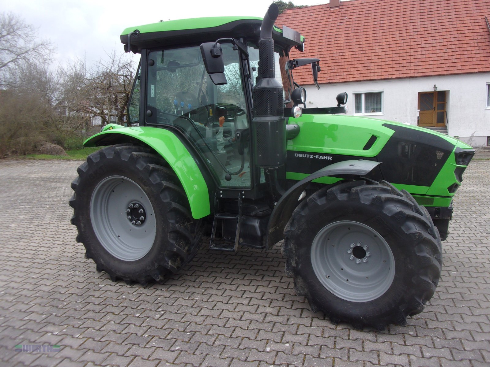 Traktor za tip Deutz-Fahr 5115 GS, Frontkraftheber/Frontzapfwelle, Lastschaltgetriebe und Druckluftanlage, Neumaschine u Buchdorf (Slika 2)