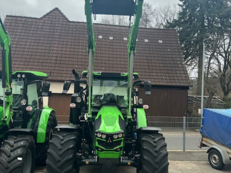 Traktor van het type Deutz-Fahr 5115 GS ***Frontladeraktion***, Neumaschine in Offenhausen (Foto 1)