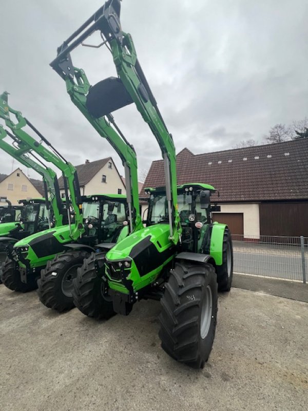 Traktor of the type Deutz-Fahr 5115 GS ***Frontladeraktion***, Neumaschine in Offenhausen (Picture 2)