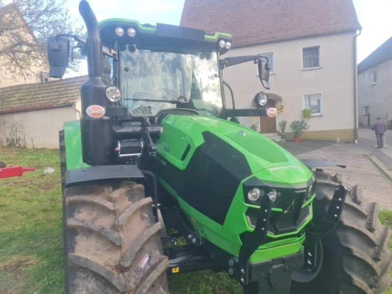 Traktor of the type Deutz-Fahr 5115 GS ***Frontladeraktion***, Neumaschine in Offenhausen (Picture 3)