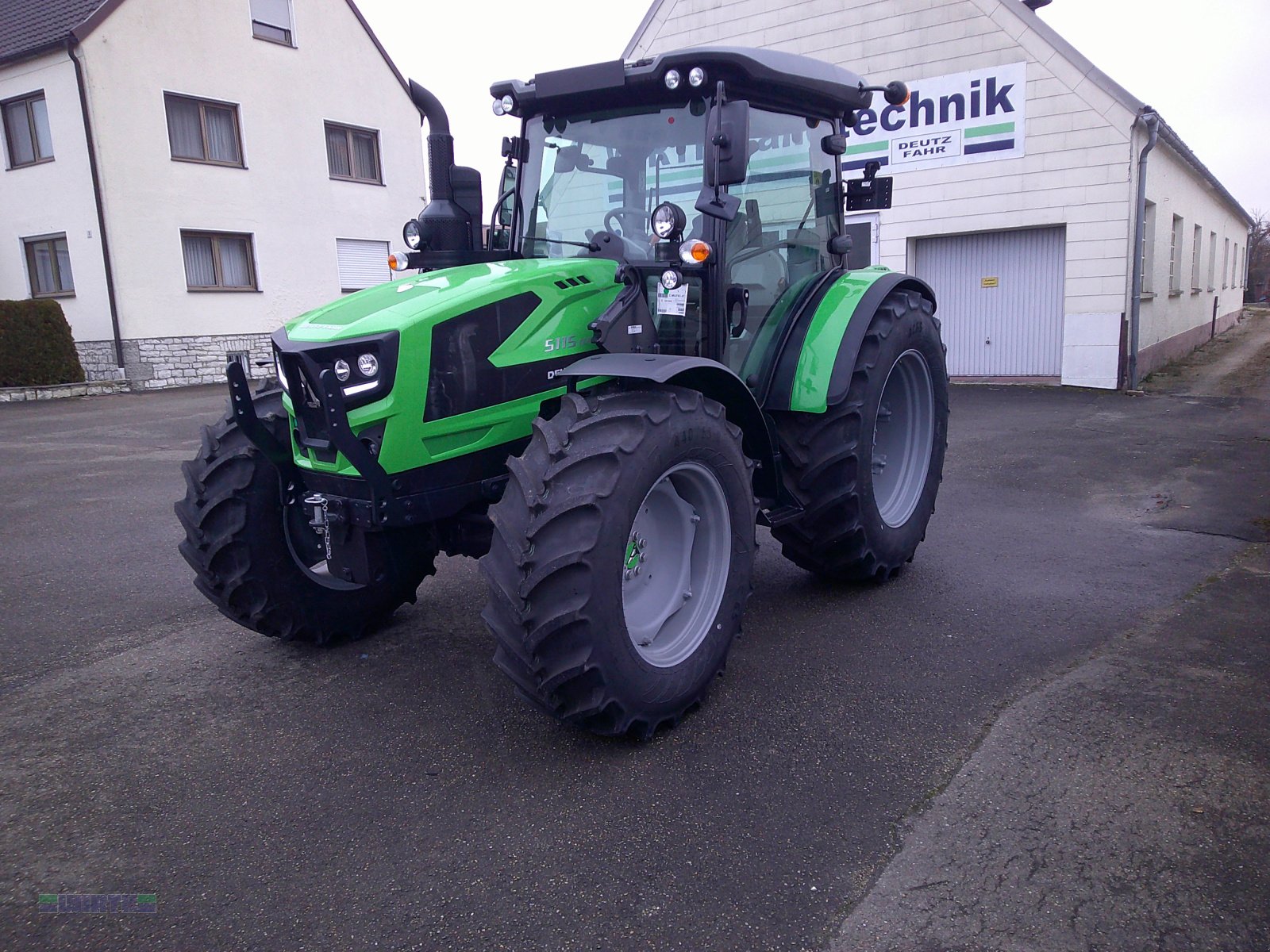 Traktor typu Deutz-Fahr 5115 KEYLINE GS "Großraumk. Powersthuttle Fontladerkonsolen Sonderpreis Inventurabverkauf, Neumaschine v Buchdorf (Obrázek 1)