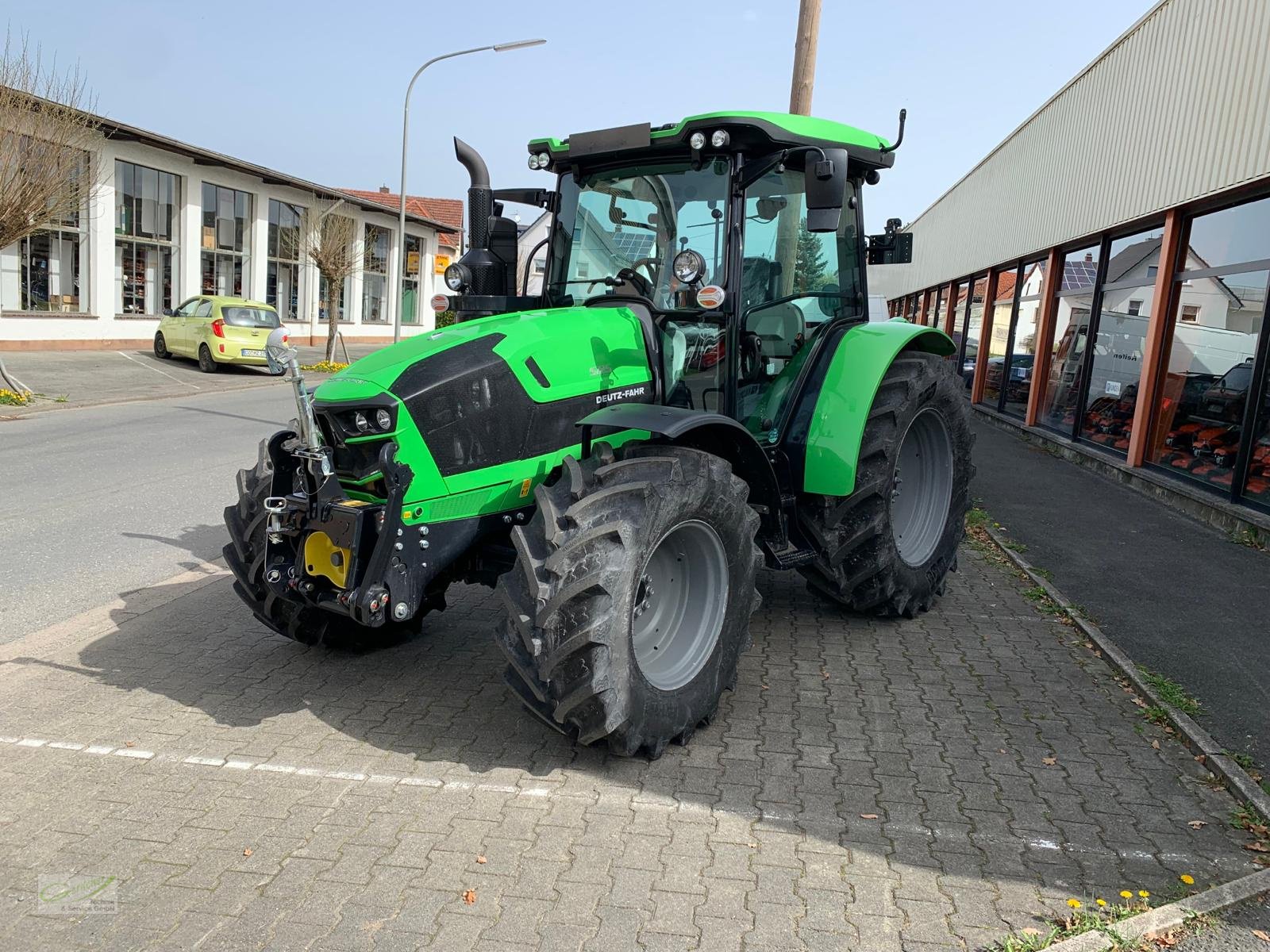 Traktor des Typs Deutz-Fahr 5115 LAGERMASCHINE SONDERKONDITIONEN, Neumaschine in Neustadt (Bild 1)