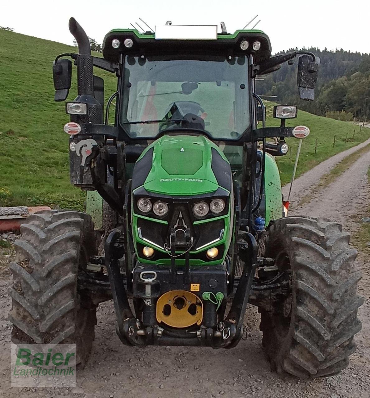 Traktor Türe ait Deutz-Fahr 5115, Gebrauchtmaschine içinde OBERNDORF-HOCHMOESSINGEN (resim 1)