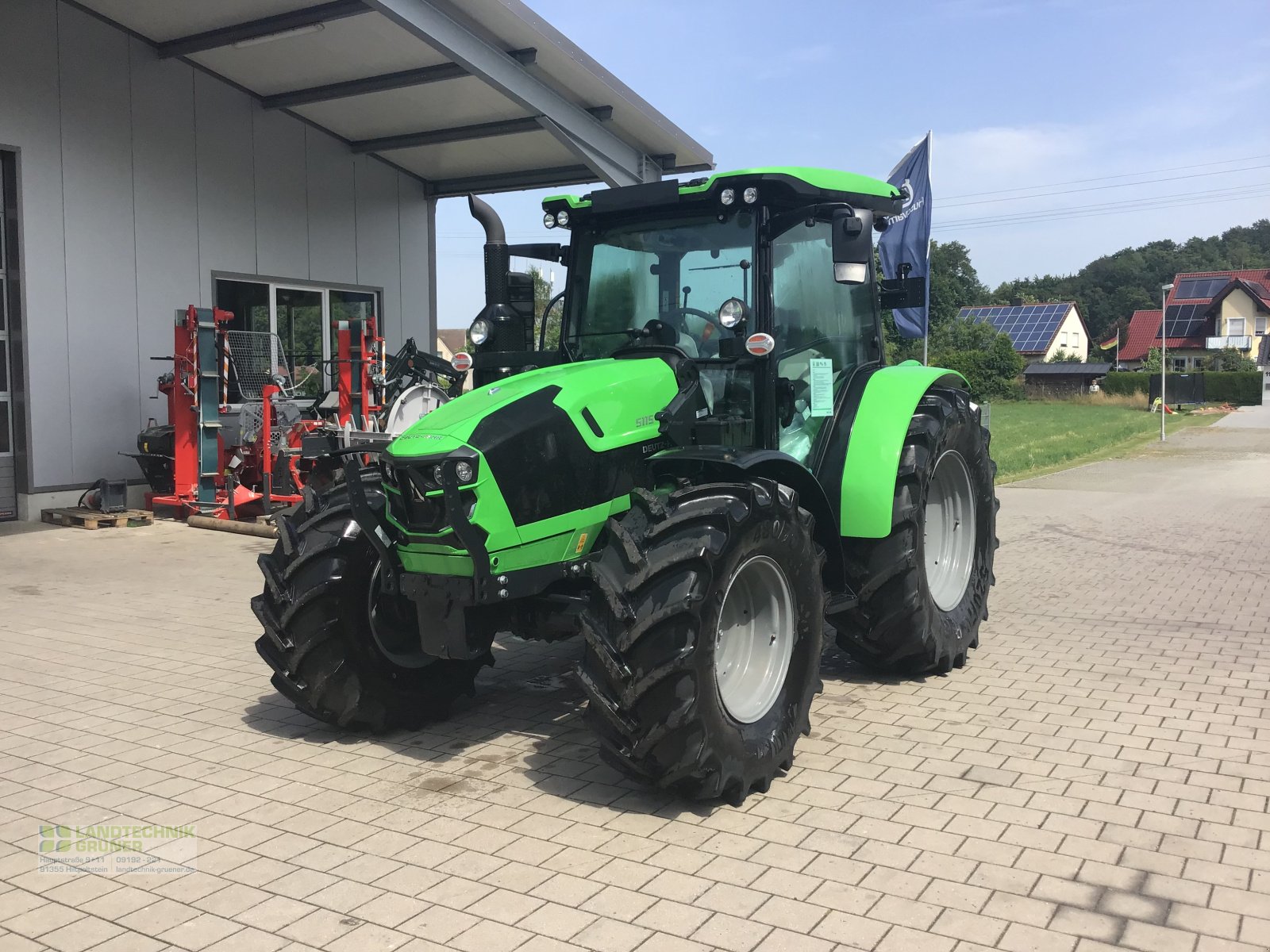 Traktor tipa Deutz-Fahr 5115, Neumaschine u Hiltpoltstein (Slika 1)