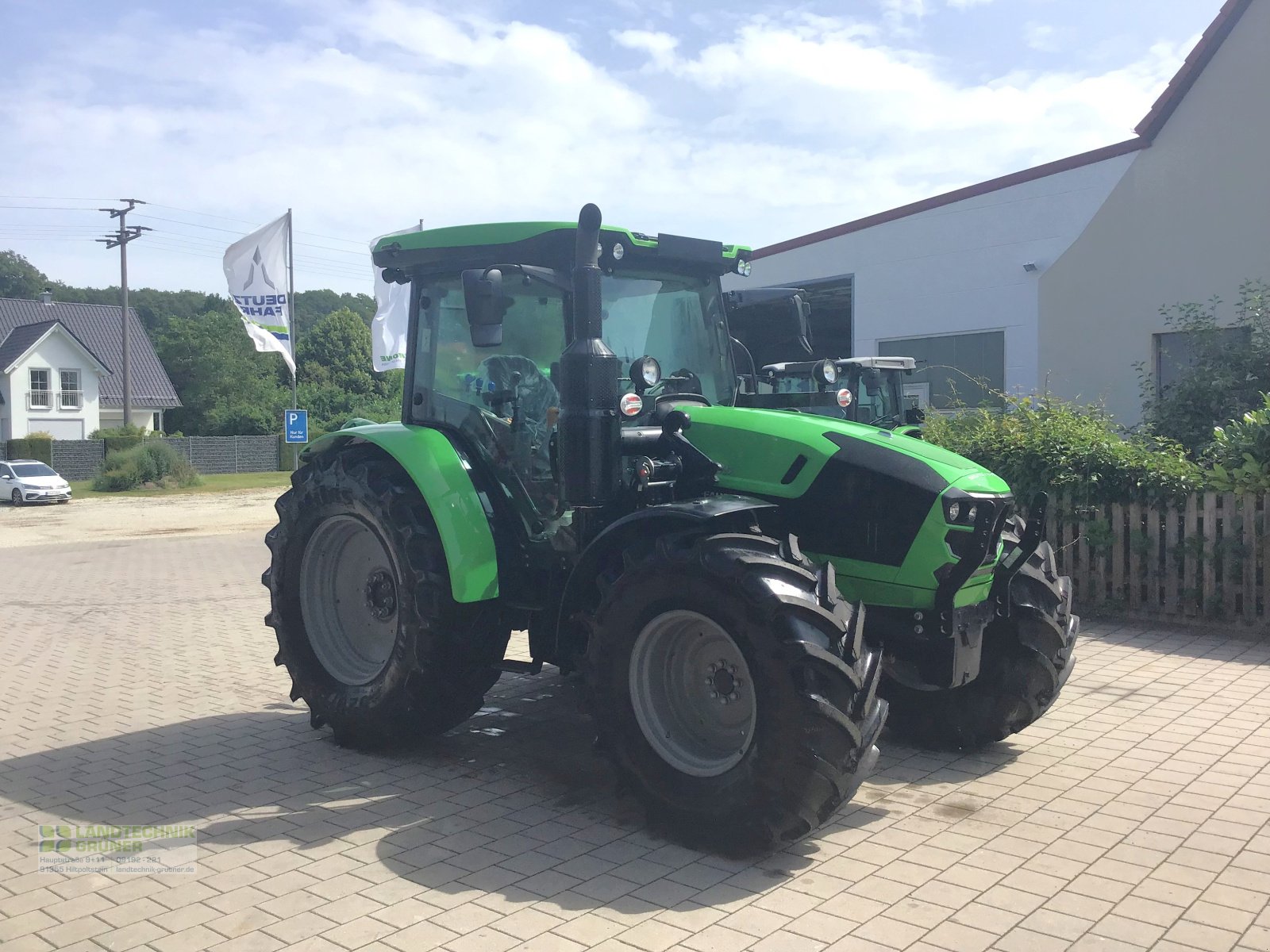 Traktor tipa Deutz-Fahr 5115, Neumaschine u Hiltpoltstein (Slika 3)