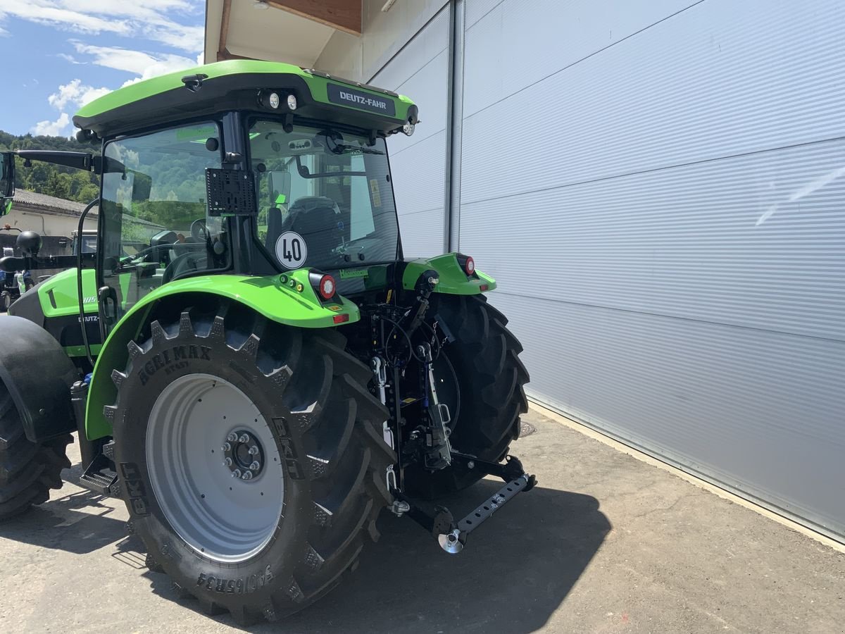 Traktor of the type Deutz-Fahr 5115, Neumaschine in Bad Gleichenberg (Picture 14)