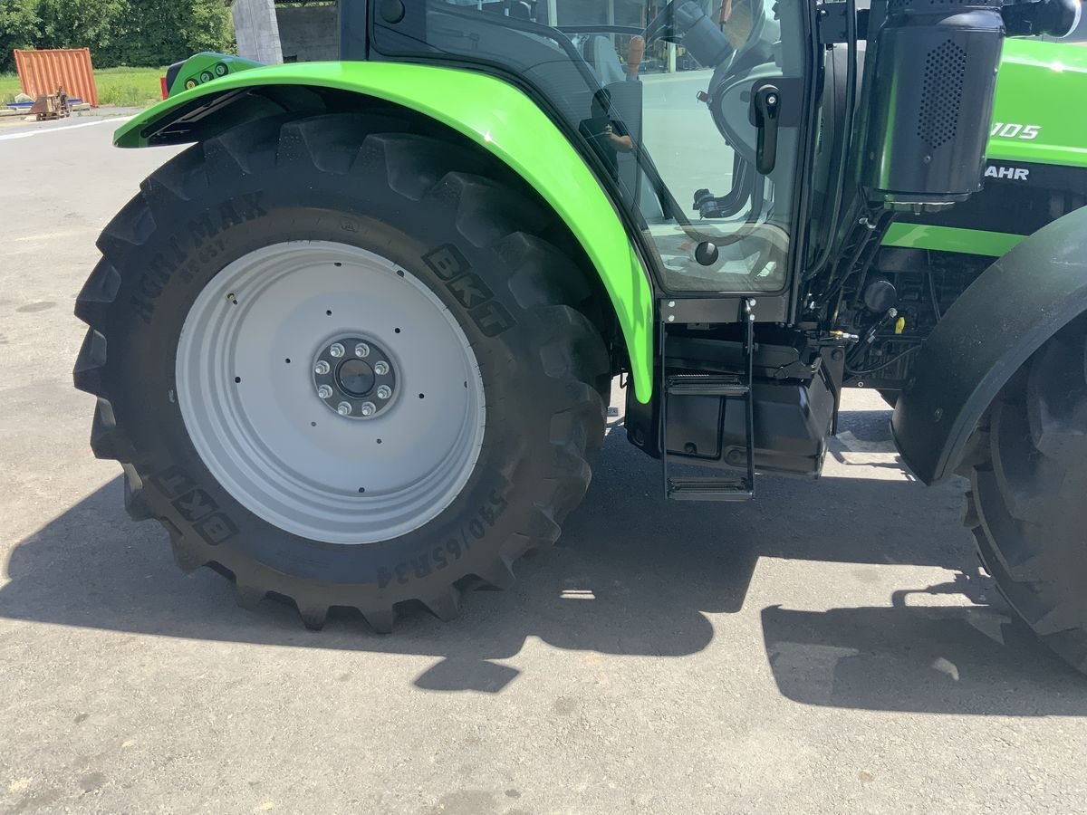 Traktor του τύπου Deutz-Fahr 5115, Neumaschine σε Bad Gleichenberg (Φωτογραφία 19)