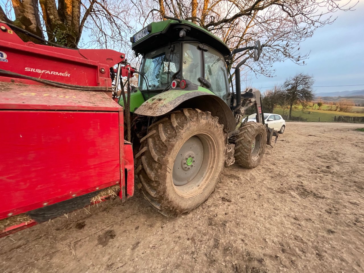 Traktor van het type Deutz-Fahr 5115, Gebrauchtmaschine in MORLHON LE HAUT (Foto 3)