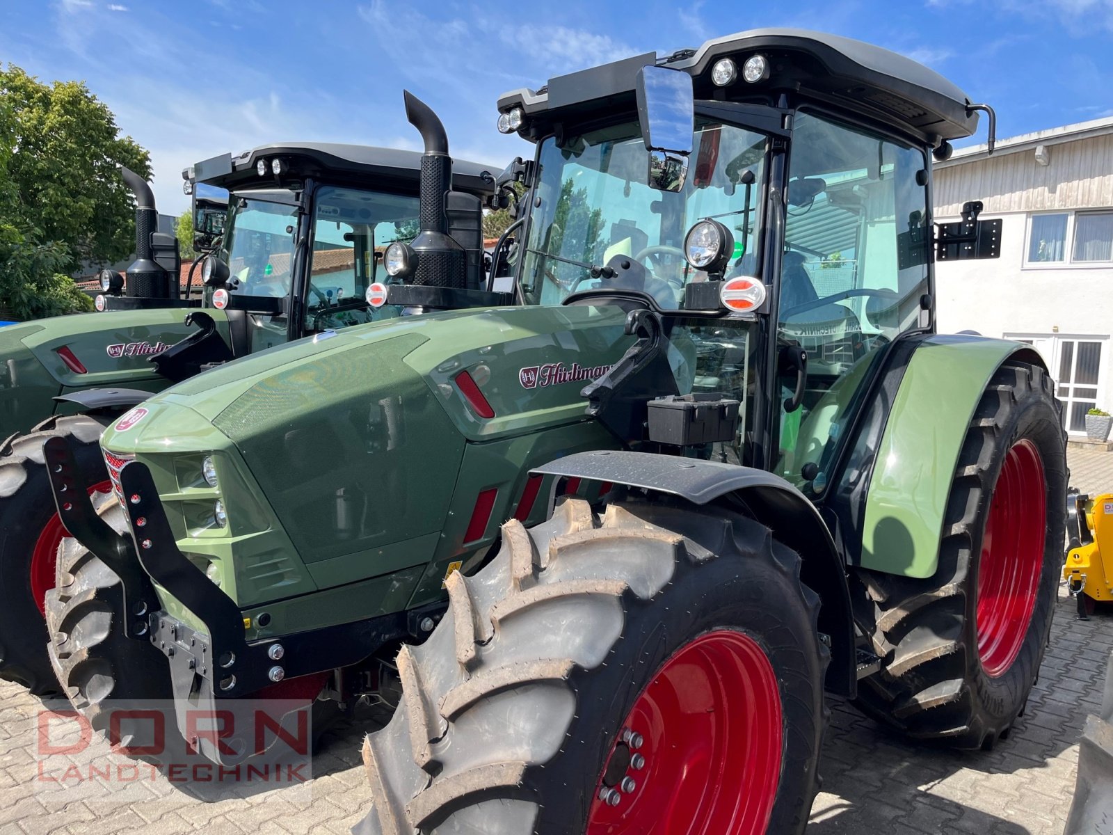 Traktor del tipo Deutz-Fahr 5125 GS ( Hürlimann XB 125 AKTION ), Neumaschine en Bruckberg (Imagen 1)