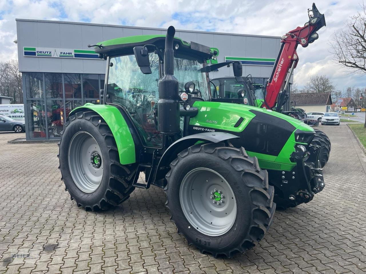 Traktor of the type Deutz-Fahr 5125 GS, Neumaschine in Delbrück (Picture 2)