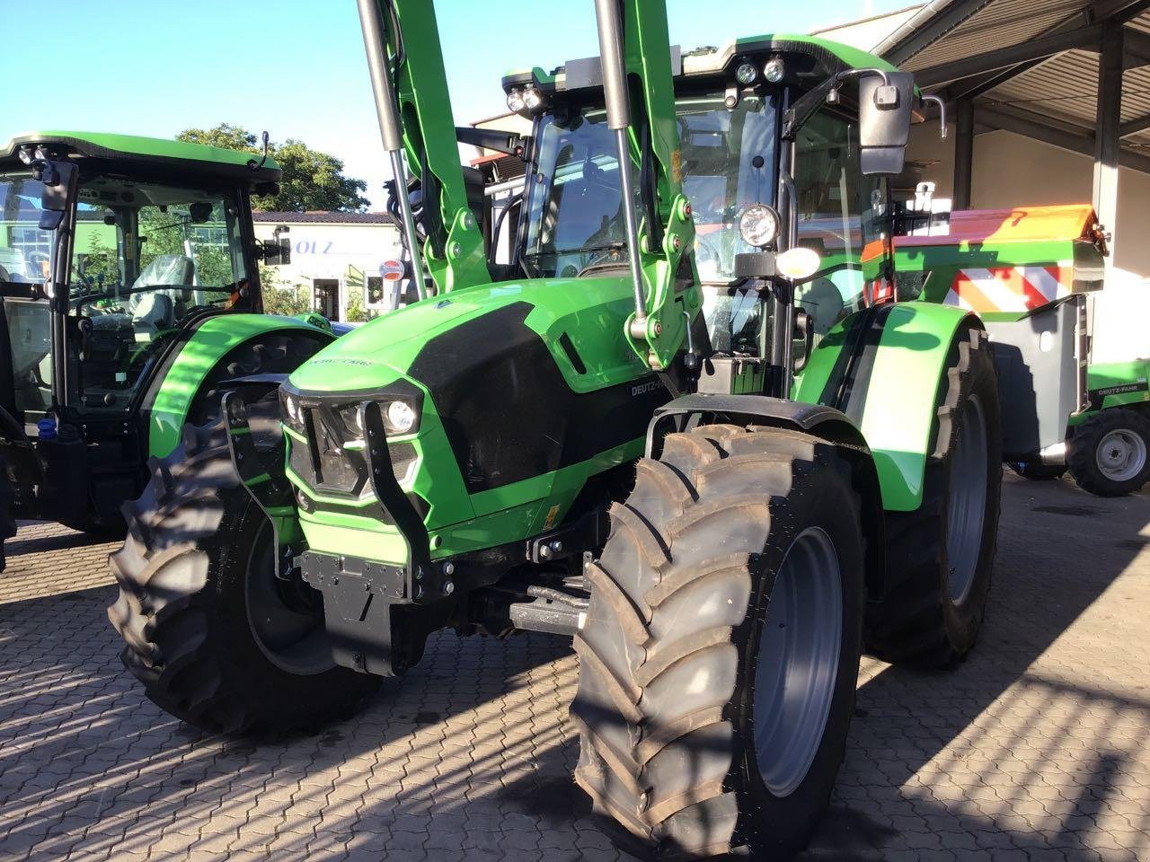 Traktor Türe ait Deutz-Fahr 5125 GS, Neumaschine içinde Burgbernheim (resim 2)