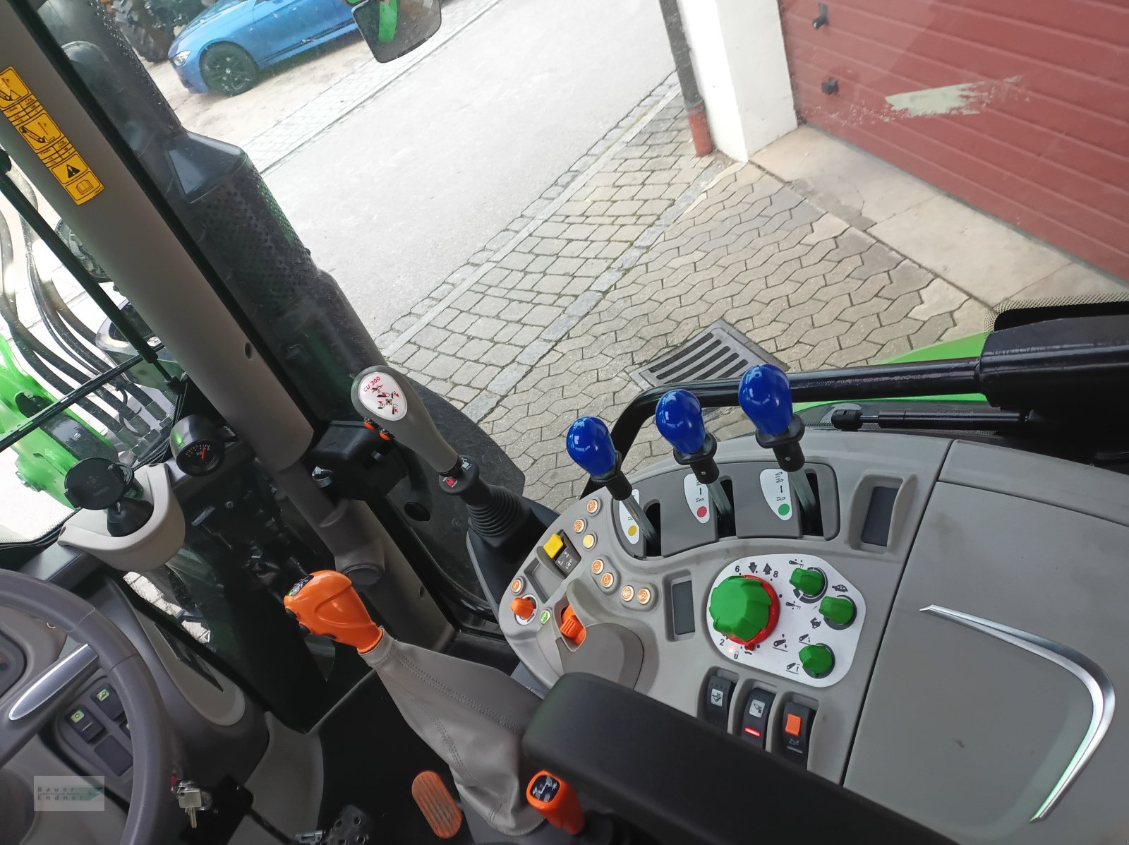 Traktor van het type Deutz-Fahr 5125, Neumaschine in Abenberg (Foto 8)