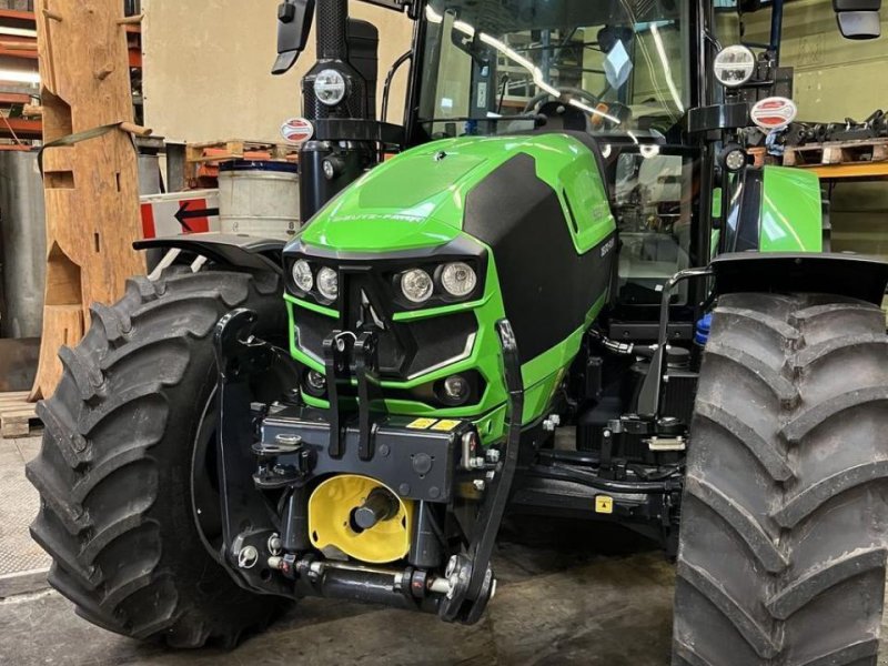 Traktor of the type Deutz-Fahr 5125, Gebrauchtmaschine in SALZBURG (Picture 1)