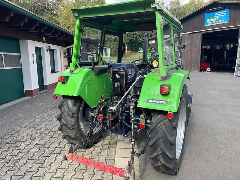 Traktor du type Deutz-Fahr 5207 s - mit T Gang 30km/h - Euro Cab Kabine - erst 4984 Std. - TÜV - wie 4507 4807 06 07, Gebrauchtmaschine en Niedernhausen OT Engenhahn (Photo 5)