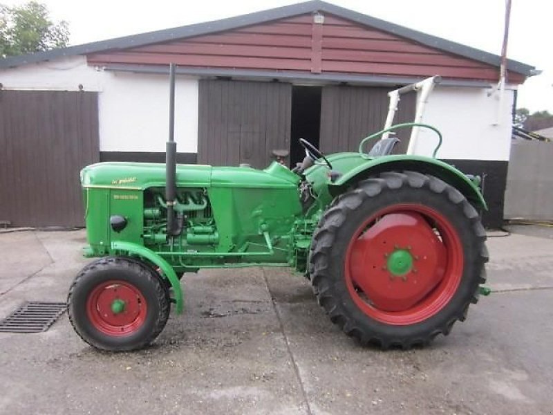 Traktor tipa Deutz-Fahr 5505, Gebrauchtmaschine u Ziegenhagen