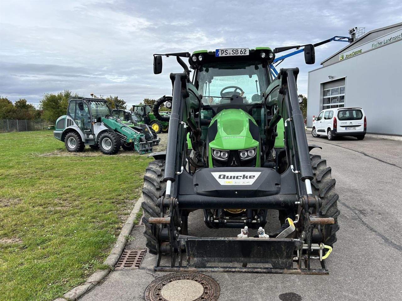 Traktor от тип Deutz-Fahr 6110 P, Gebrauchtmaschine в Zweibrücken (Снимка 3)