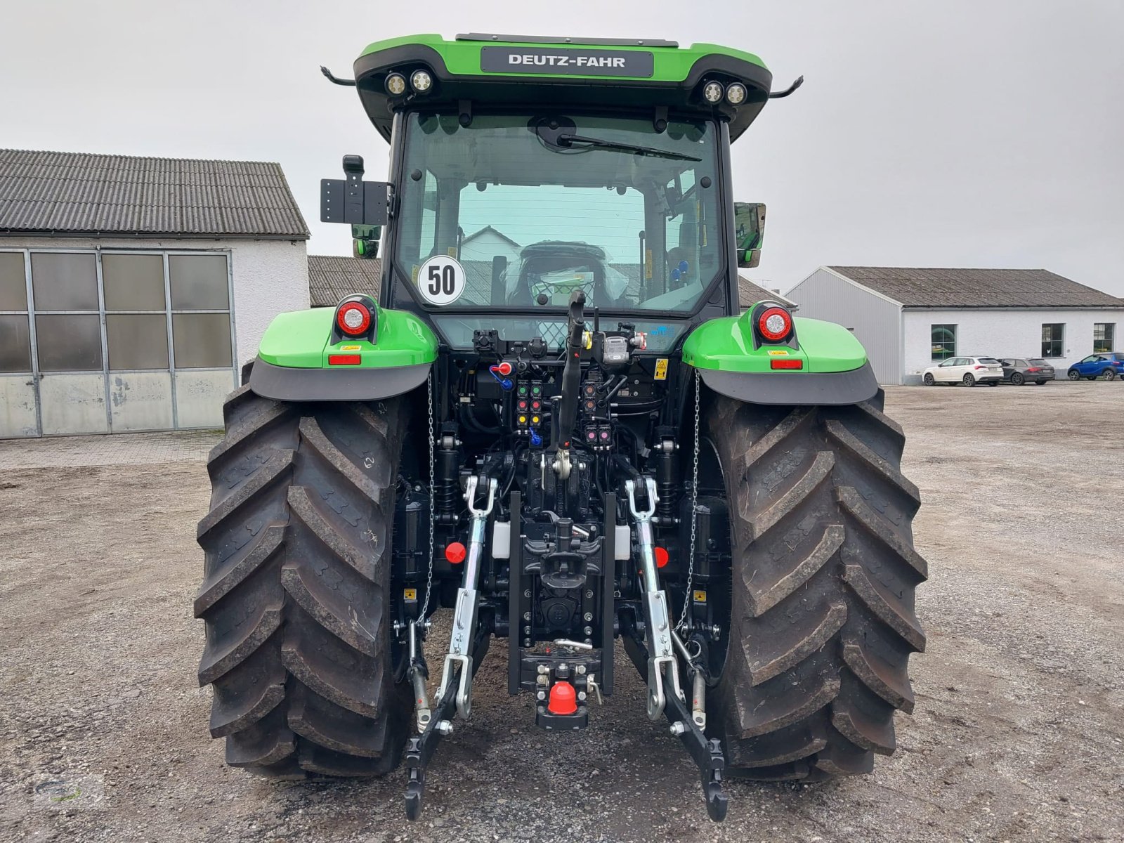 Traktor Türe ait Deutz-Fahr 6115 C RVShift, Neumaschine içinde Frontenhausen (resim 2)