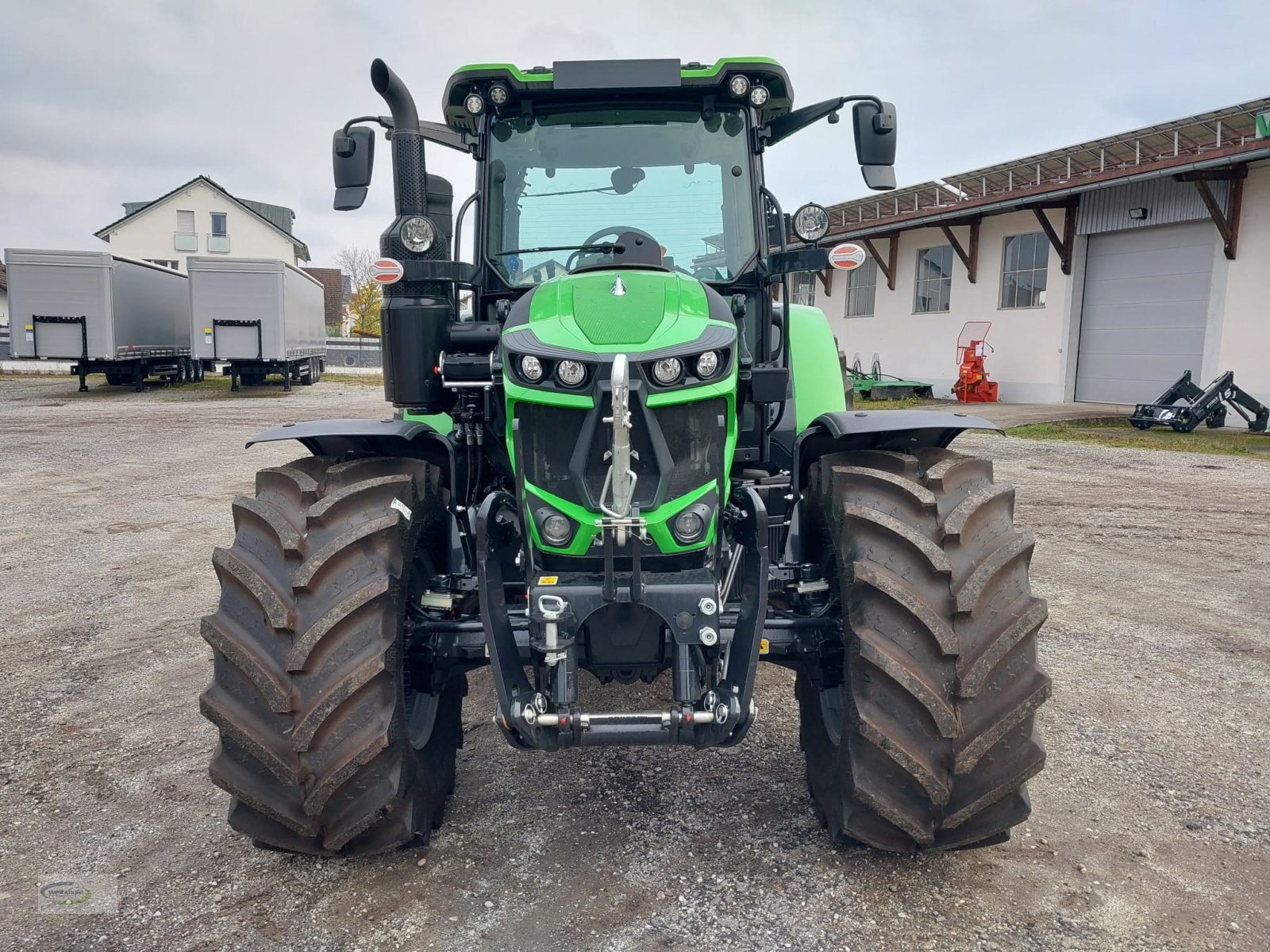 Traktor Türe ait Deutz-Fahr 6115 C RVShift, Neumaschine içinde Frontenhausen (resim 3)