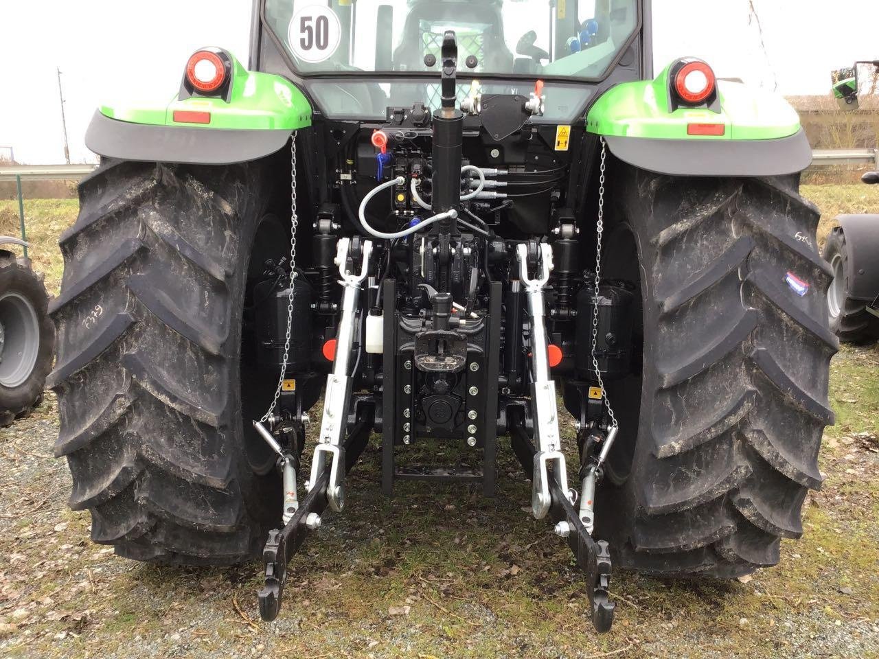 Traktor типа Deutz-Fahr 6115 C TTV STAGE V, Neumaschine в Burgbernheim (Фотография 8)