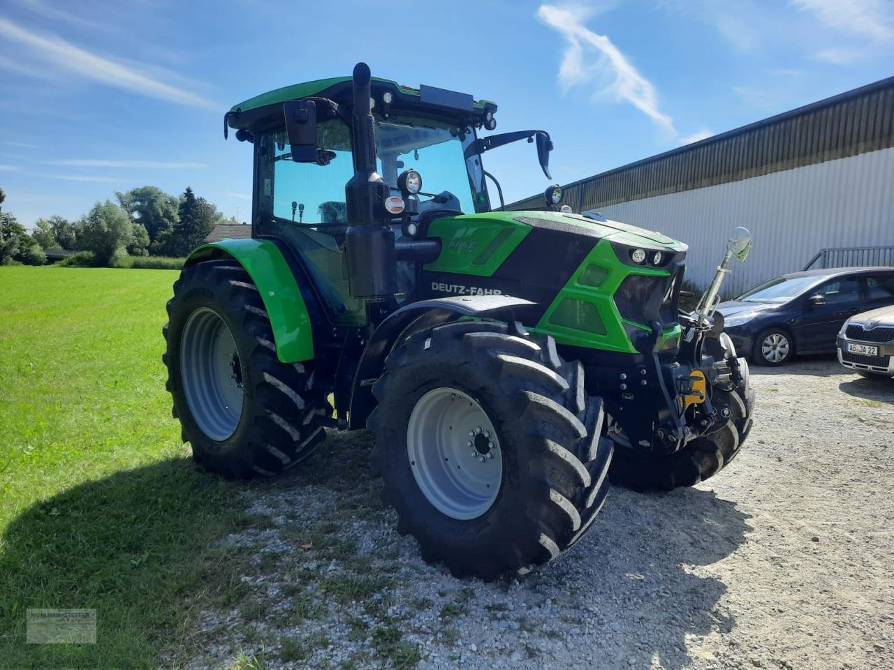 Traktor of the type Deutz-Fahr 6115 C TTV - Vorführmaschine, Neumaschine in Unterdietfurt (Picture 7)