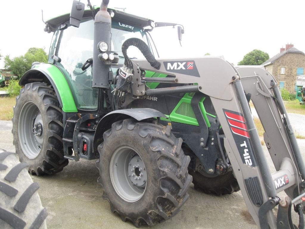 Traktor des Typs Deutz-Fahr 6120 PS T4F, Gebrauchtmaschine in BRECE (Bild 2)