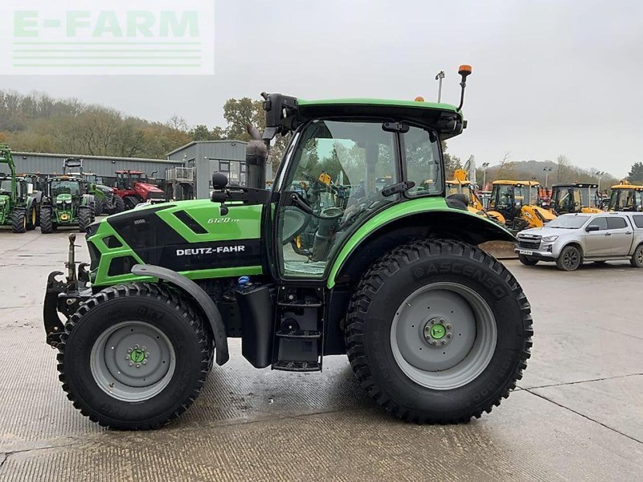 Traktor of the type Deutz-Fahr 6120 ttv tractor (st21545), Gebrauchtmaschine in SHAFTESBURY (Picture 5)