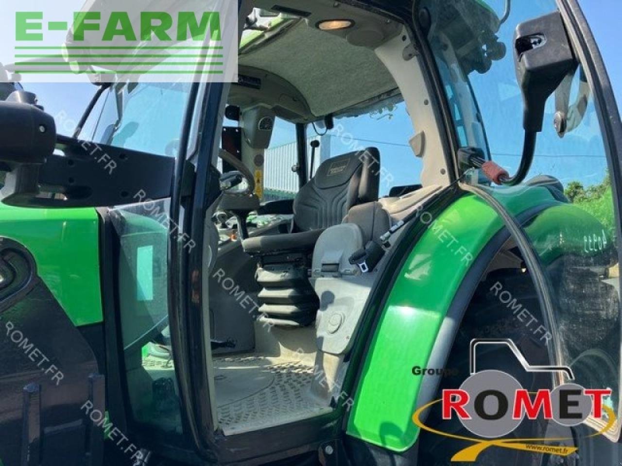 Traktor типа Deutz-Fahr 6120 ttv, Gebrauchtmaschine в GENNES-SUR-GLAIZE (Фотография 8)