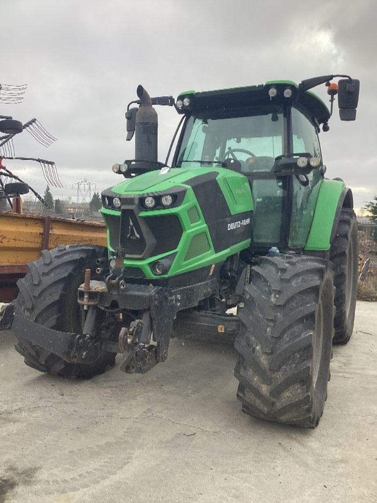 Traktor типа Deutz-Fahr 6120 ttv, Gebrauchtmaschine в AUMONT AUBRAC (Фотография 1)