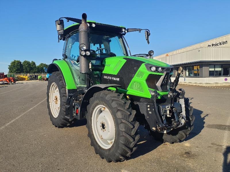 Traktor van het type Deutz-Fahr 6120, Gebrauchtmaschine in ANTIGNY (Foto 2)