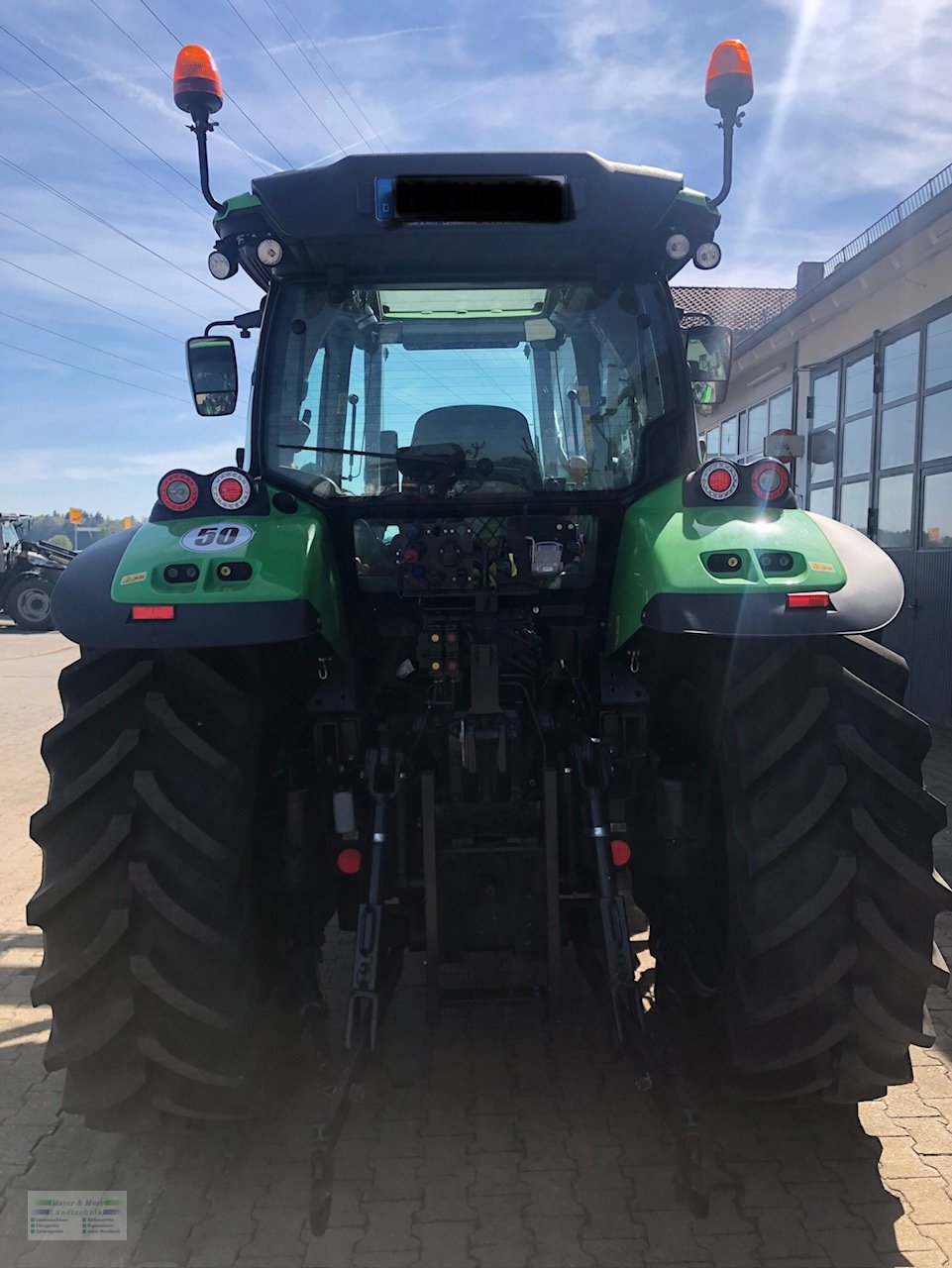 Traktor Türe ait Deutz-Fahr 6120, Gebrauchtmaschine içinde Stephanskirchen (resim 4)