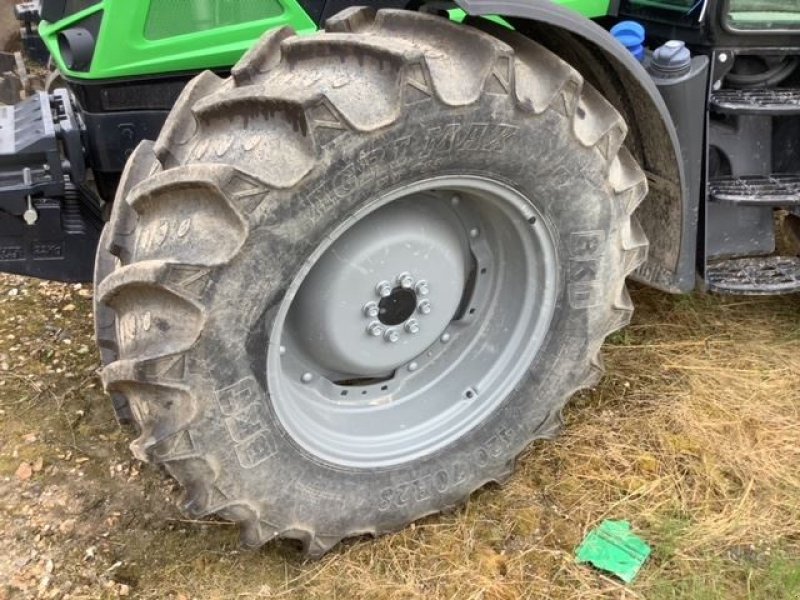 Traktor des Typs Deutz-Fahr 6120.4, Gebrauchtmaschine in les hayons (Bild 8)