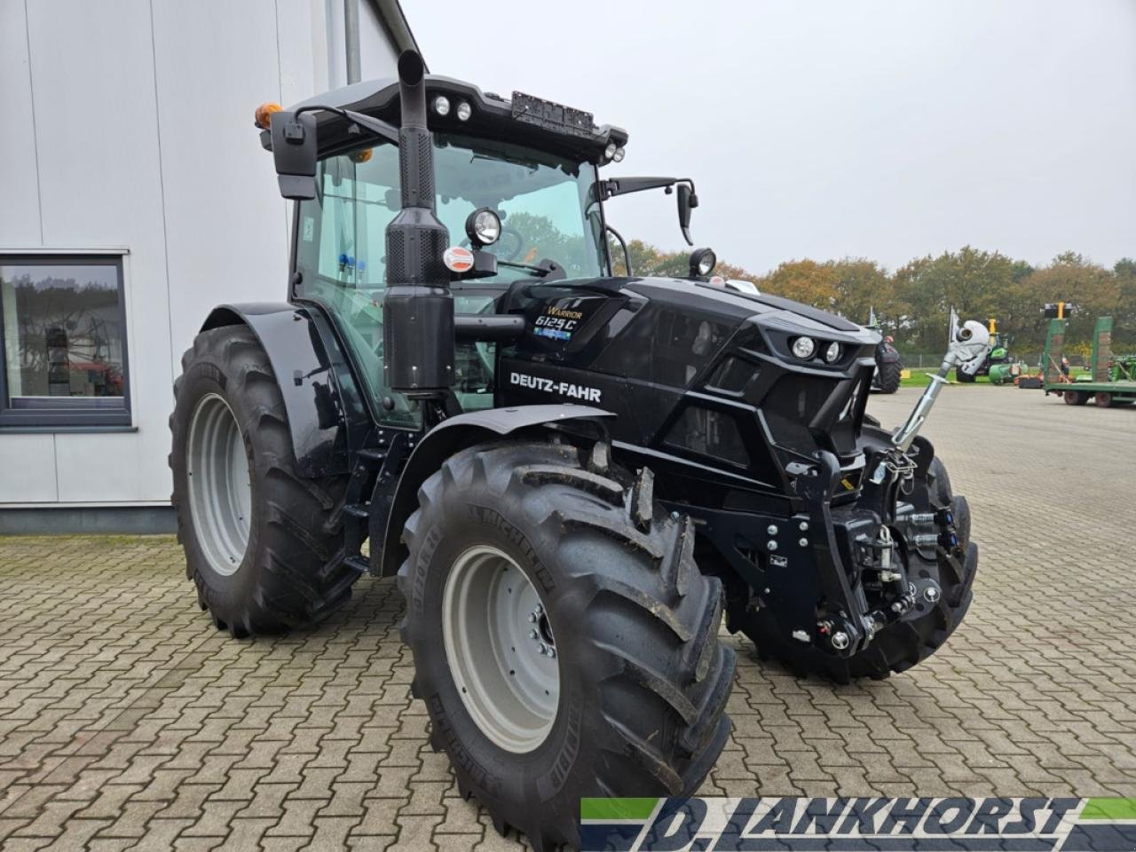 Traktor del tipo Deutz-Fahr 6125 C PS Black-Warr, Gebrauchtmaschine en Friesoythe / Thüle (Imagen 1)