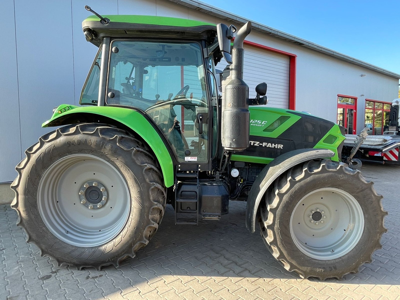 Traktor Türe ait Deutz-Fahr 6125 C RV Shift, Gebrauchtmaschine içinde Dannstadt-Schauernheim (resim 4)