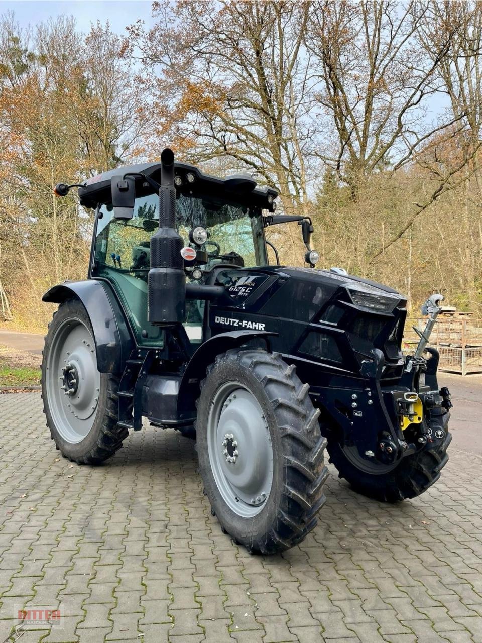 Traktor des Typs Deutz-Fahr 6125 C TTV, Gebrauchtmaschine in Zell a. H. (Bild 2)