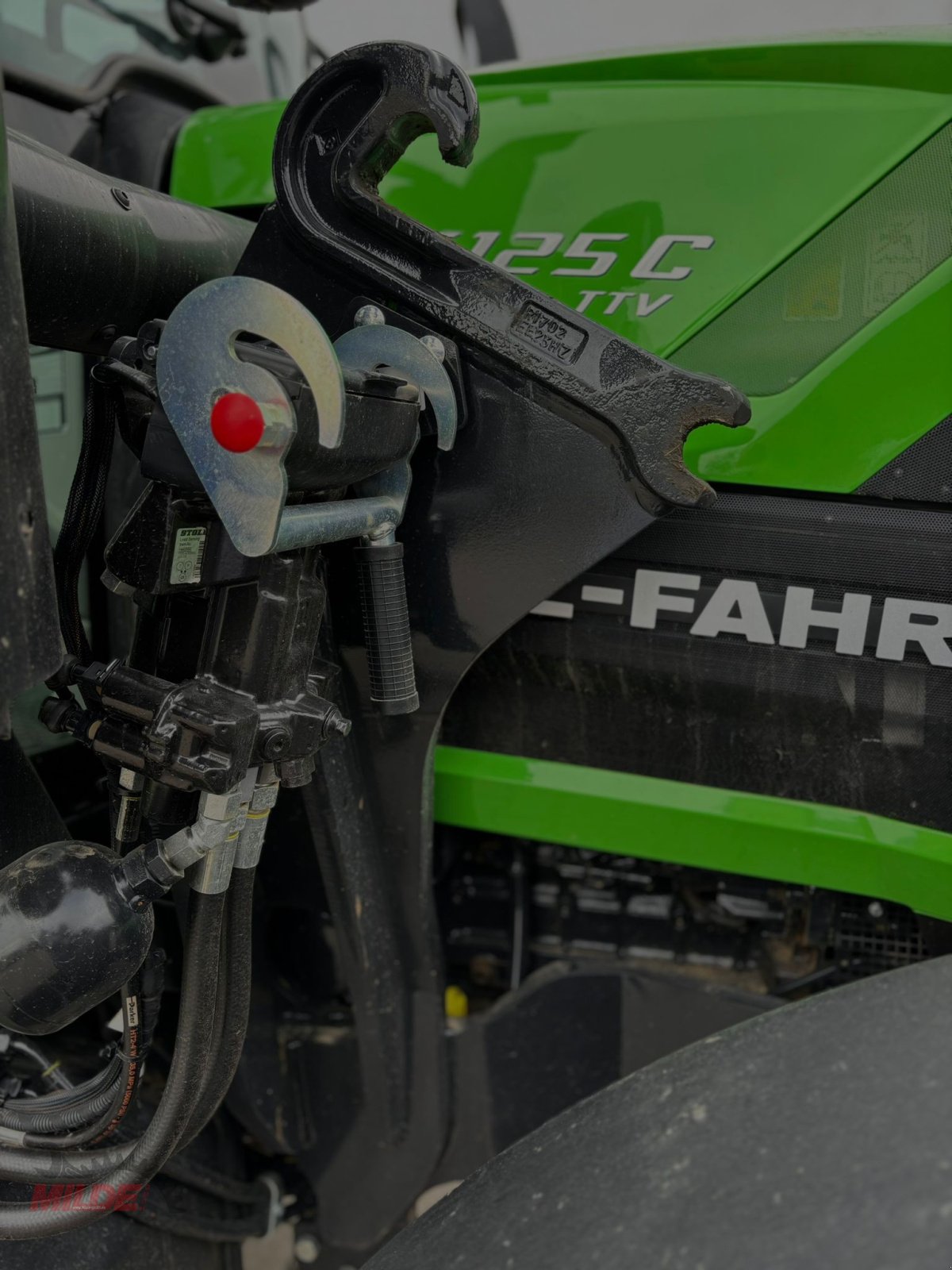 Traktor типа Deutz-Fahr 6125 C TTV, Gebrauchtmaschine в Creußen (Фотография 8)