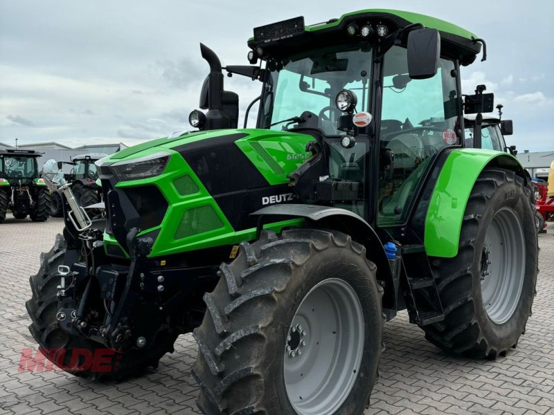 Traktor от тип Deutz-Fahr 6125 C TTV, Gebrauchtmaschine в Creußen