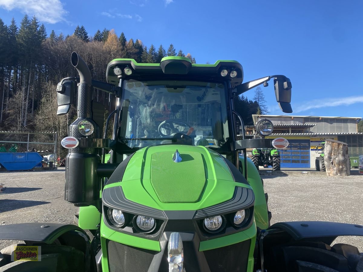 Traktor of the type Deutz-Fahr 6125 C TTV, Vorführmaschine in Kötschach (Picture 13)