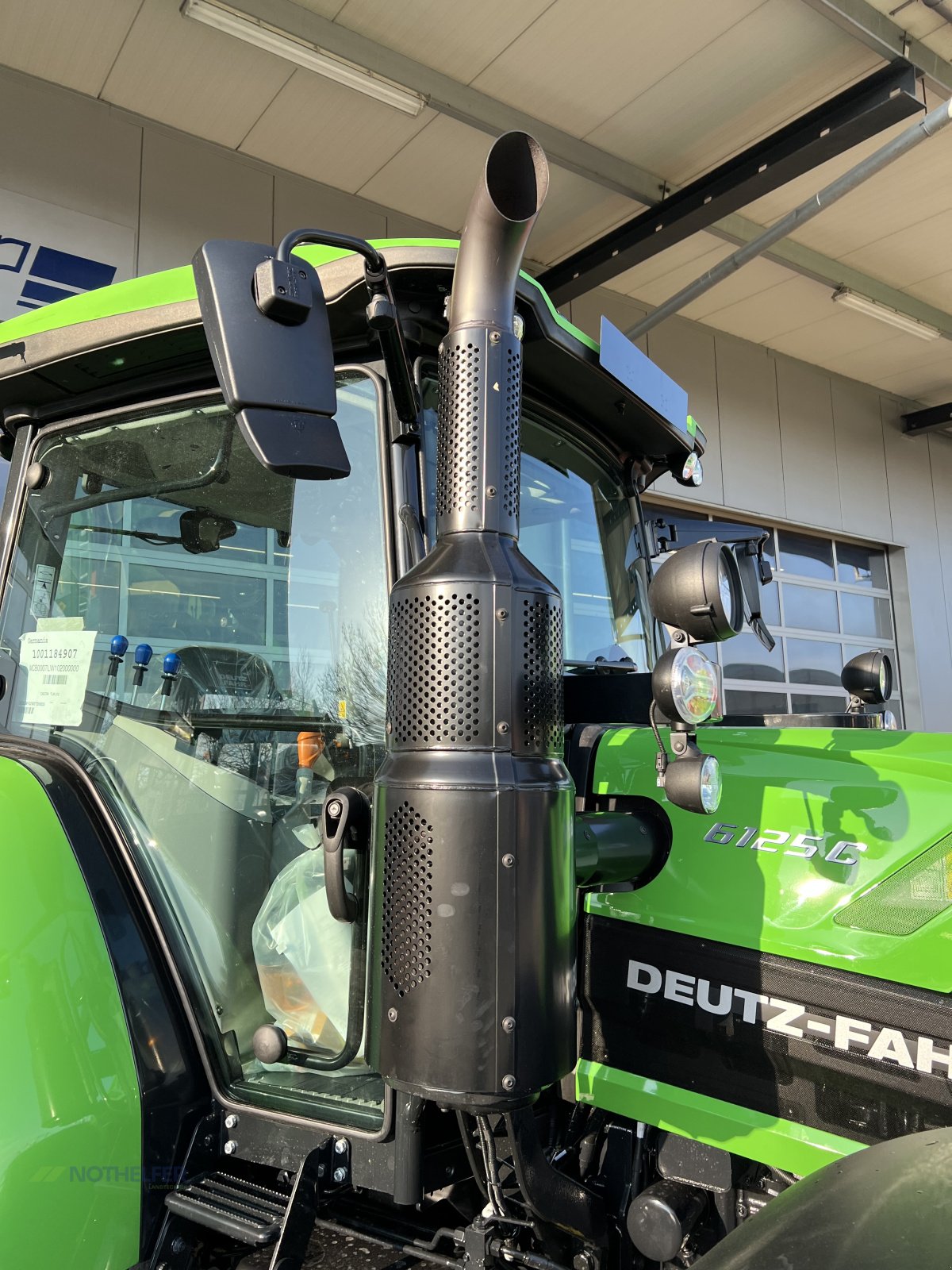 Traktor typu Deutz-Fahr 6125 C, Neumaschine w Pforzen (Zdjęcie 11)