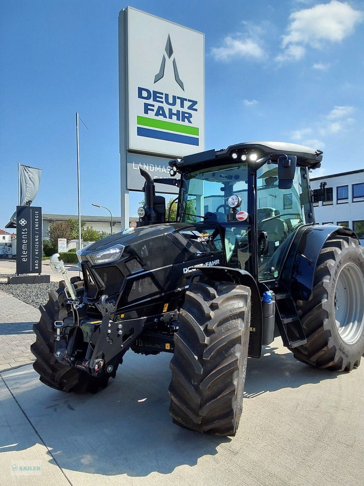 Traktor του τύπου Deutz-Fahr 6125C Agrotron Warrior, Neumaschine σε Landsberg (Φωτογραφία 2)