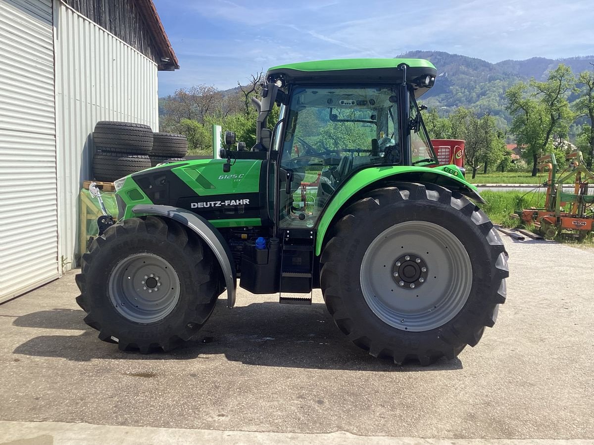 Traktor του τύπου Deutz-Fahr 6125C TTV, Neumaschine σε Micheldorf / OÖ (Φωτογραφία 28)