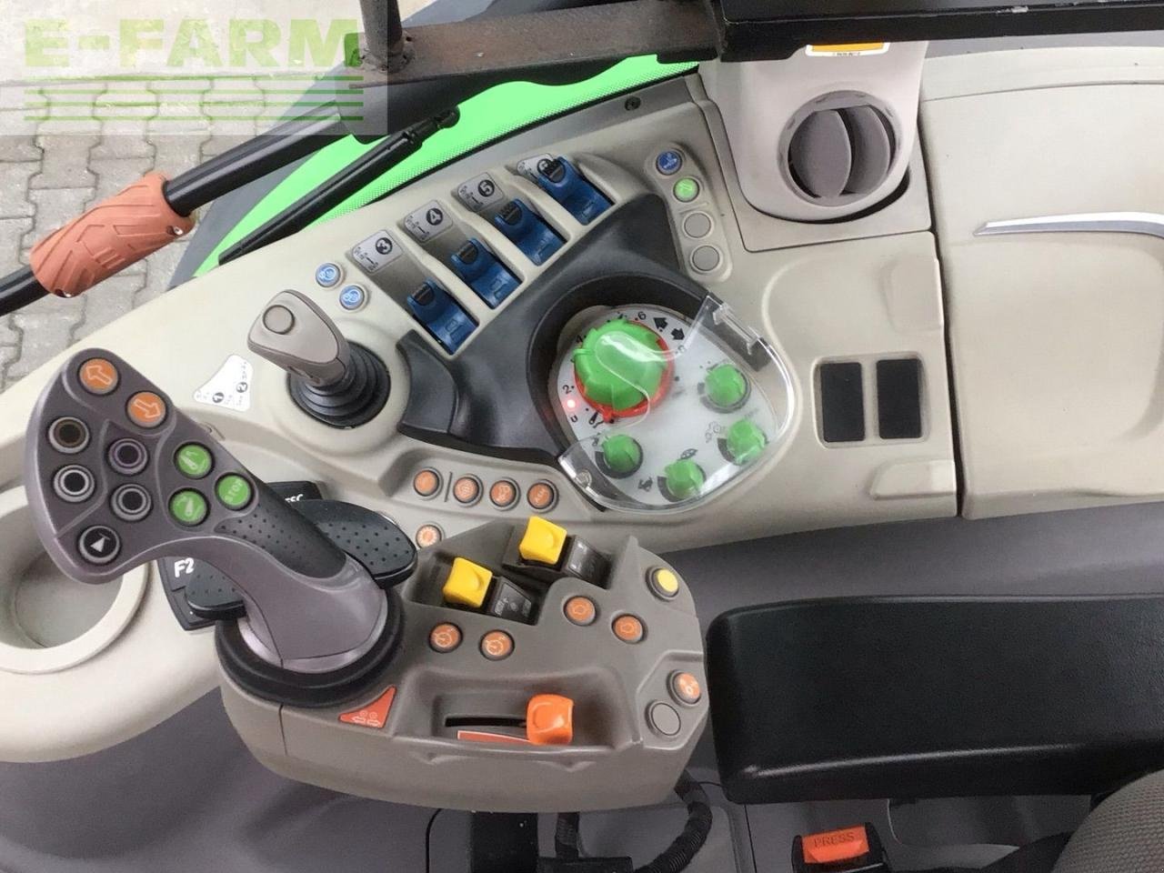 Traktor typu Deutz-Fahr 6130 TTV, Gebrauchtmaschine v Hamburg (Obrázek 19)